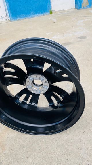 Llanta 18 Peugeot 3008