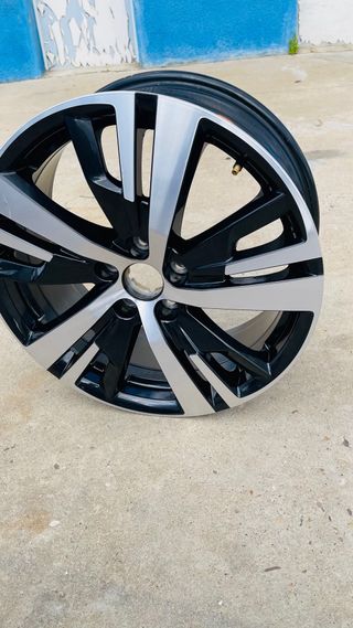 Llanta 18 Peugeot 3008