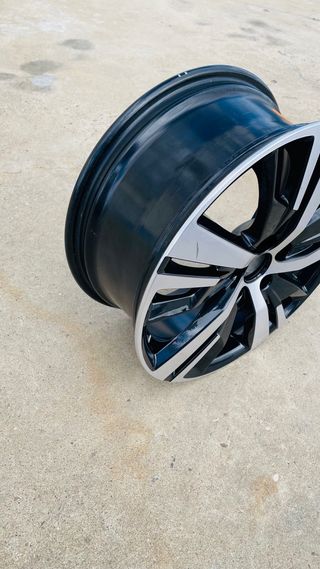 Llanta 18 Peugeot 3008