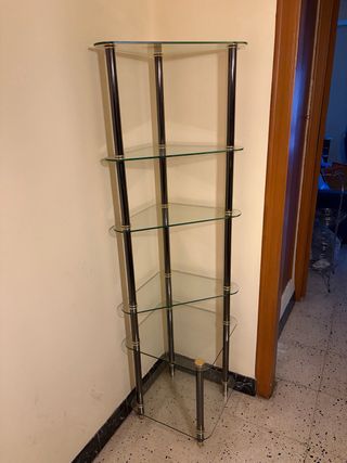 Estantería cristal y metal dorada