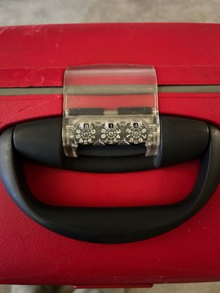 Maleta American Tourister Roja