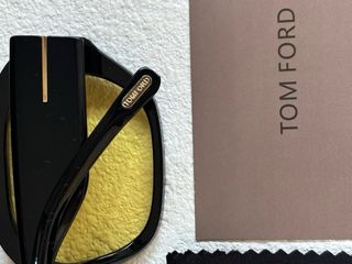 Gafas de Sol Tom Ford Negras y Amarillas