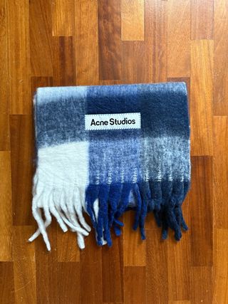 Sciarpa Acne Studios nuova con cartellino