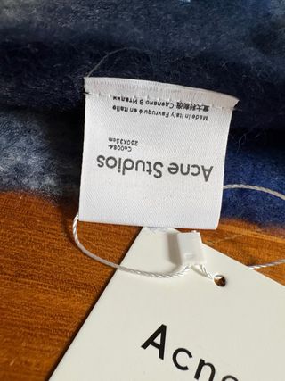 Sciarpa Acne Studios nuova con cartellino