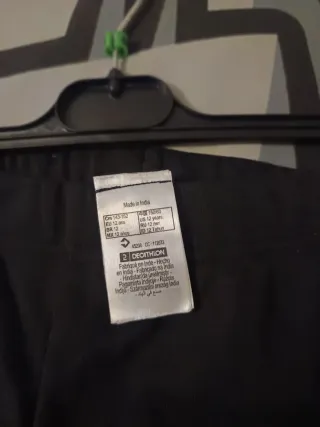 Conjunto térmico: 2 camisetas y pantalón