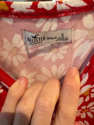Vestido Hollister flores rojo y blanco