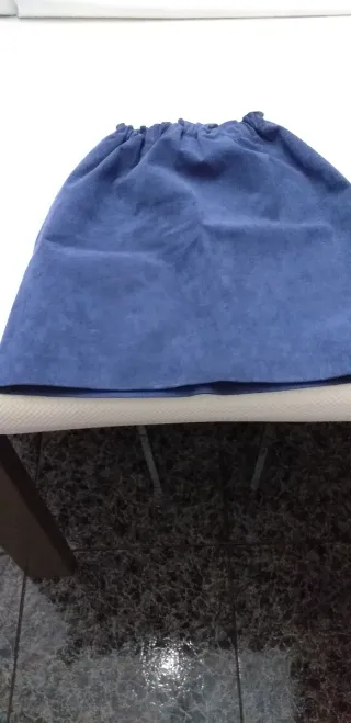 Conjunto chaqueta y falda ante azul