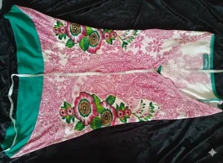 Vestido estampado floral Desigual-La vida es chula
