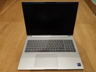 HP ProBook 460 G11 Ordenador Portátil