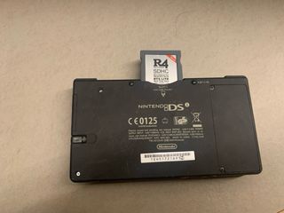 Nintendo DSi Nera + Cartuccia Speciale