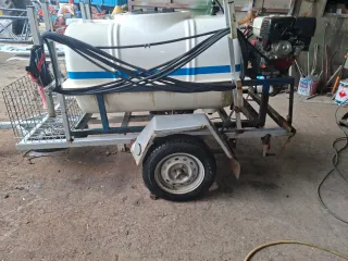 Carro de arrastre para fumigar,600 Litros