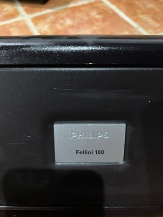 Proyector Philips Fellini 100