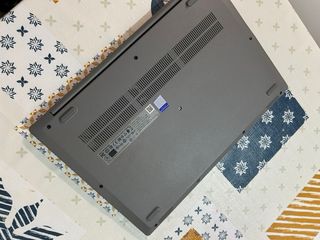 Ordenador portátil Lenovo Plata