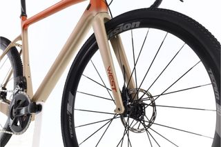 Megamo West AXS 12V (gravel) t.54 Reacondicionada