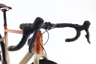 Megamo West AXS 12V (gravel) t.54 Reacondicionada