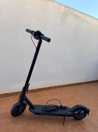 Xiaomi Mi Electric Scooter Pro 2