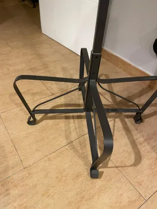 Perchero de forja negro