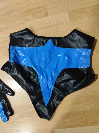 Disfraz Cosplay Nightwing Titans adulto.