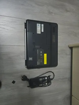 Portátil Sony VAIO Plata y Negro