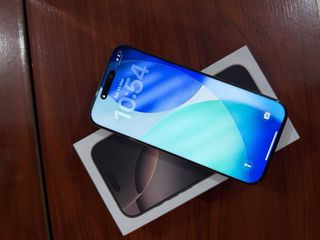 iPhone 16 Pro Max 256GB Dorado