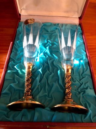 Estuche 2 Copas Cristal y Metal Dorado