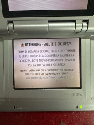 Nintendo DS Silver con scatolo e caricabatterie