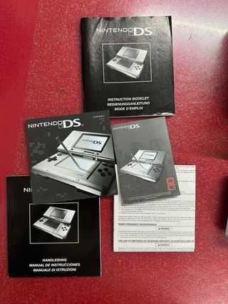 Nintendo DS Silver con scatolo e caricabatterie