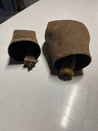 Antiche campane di metallo