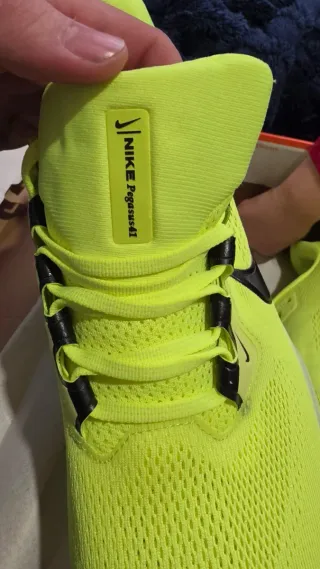 Nike Air Zoom Pegasus 41 Talla 43