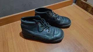 Botas Kickers Negras