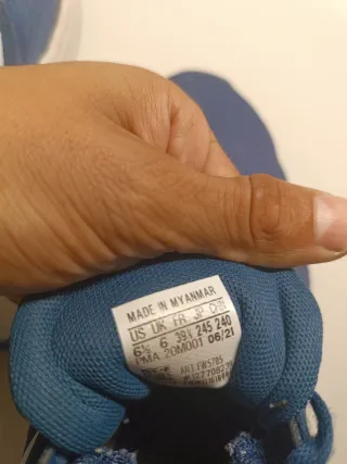 Zapatillas Adidas talla 39 – como nuevas