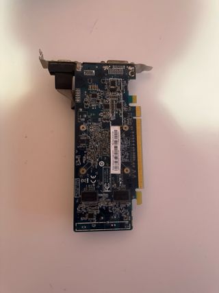 3 Tarjetas Gráficas ASUS (2 Nvidia, 1 Radeon)