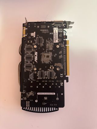 3 Tarjetas Gráficas ASUS (2 Nvidia, 1 Radeon)