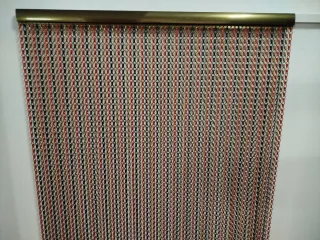 Cortina di catene in alluminio rosso, nero, bronzo