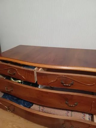 Cómoda antigua de madera (espejo opcional)