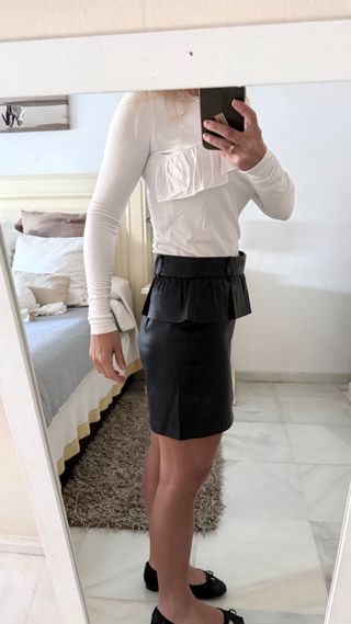 Camiseta Stradivarius Blanca Talla S Volante