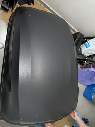 Cofre Bermude 200 y barras de techo