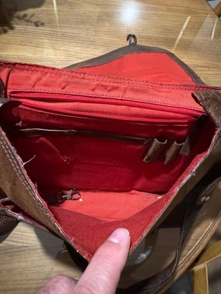 Bolso bandolera de piel marrón hombre