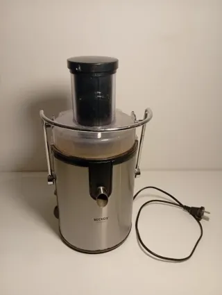 Licuadora Extractor de Jugos Becken
