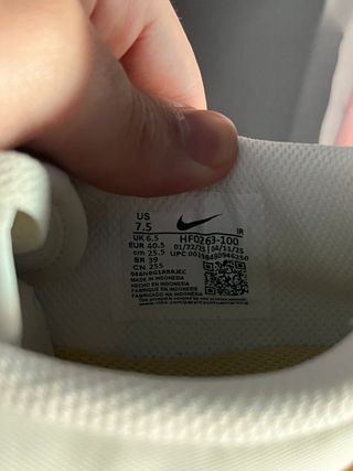 Zapatillas Nike Cortez Blancas y Amarillas