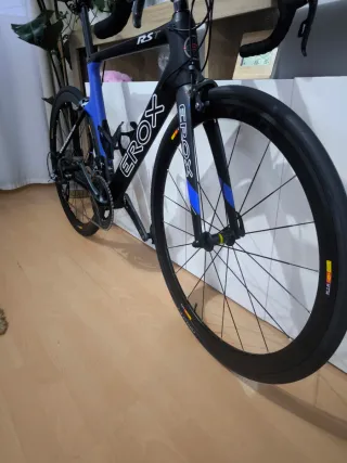 Bicicleta de carretera EROX RST