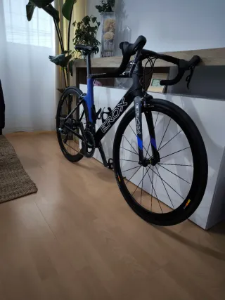 Bicicleta de carretera EROX RST