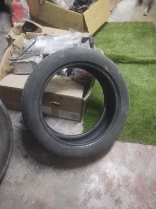 Neumático 205/50 R17