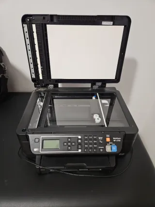 Impresora Epson Workforce WF-2750 para piezas.