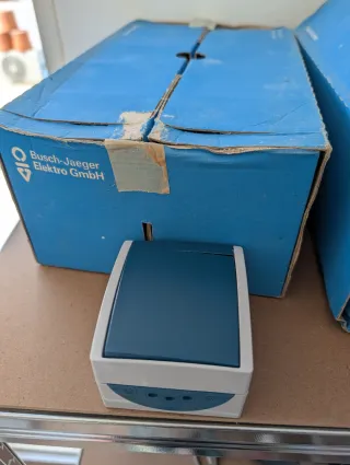 Interruptor/Conmutador Sup. Busch-Jaeger. 25 Uds.