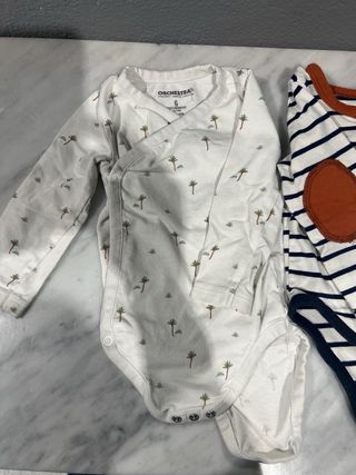 Lote 5 bodys bebé 6 meses