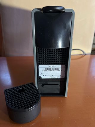 Cafetera Nespresso Essenza Mini Gris