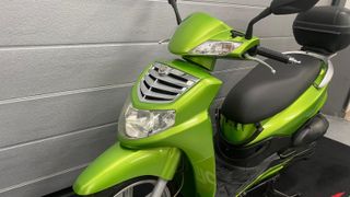 SYM HD 200 Verde