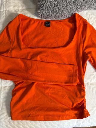 Camiseta SHEIN naranja manga larga talla S
