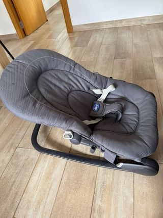 Hamaca bebé Chicco gris